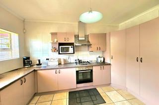 3 Bedroom Property for Sale in Dana Bay Western Cape